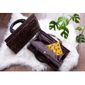 Dames handtas. Handgemaakte handtas van bamboo en hout. Stijlvol, lichtgwicht en compact. 35 x 21 x 12cm